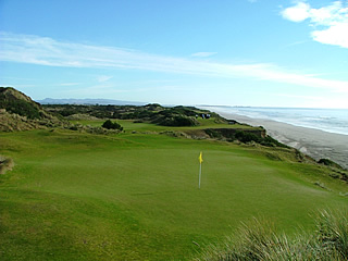 Pacific Dunes 11th hole
